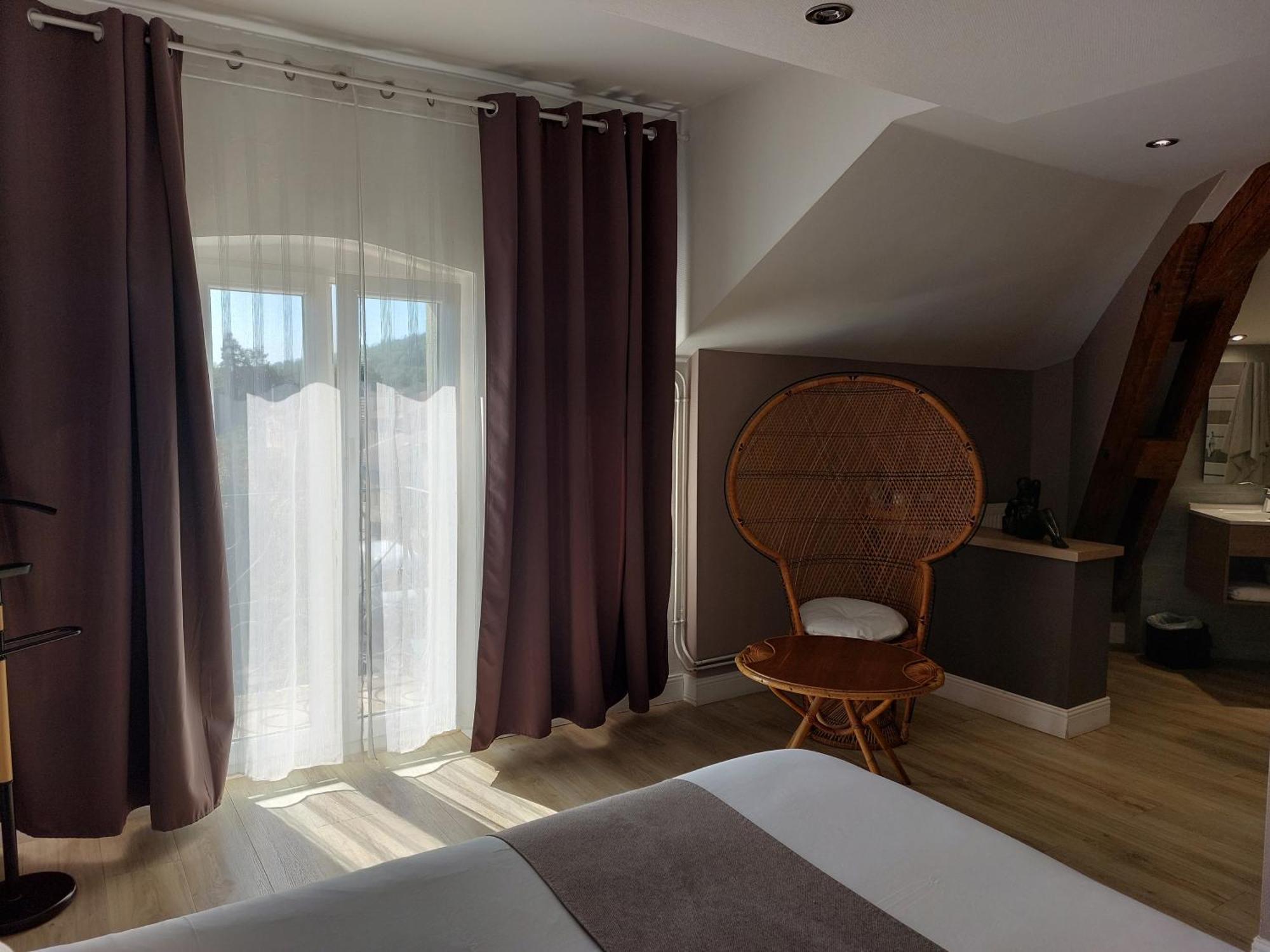 Logis Auberge Des Voyageurs Vandieres  Eksteriør billede