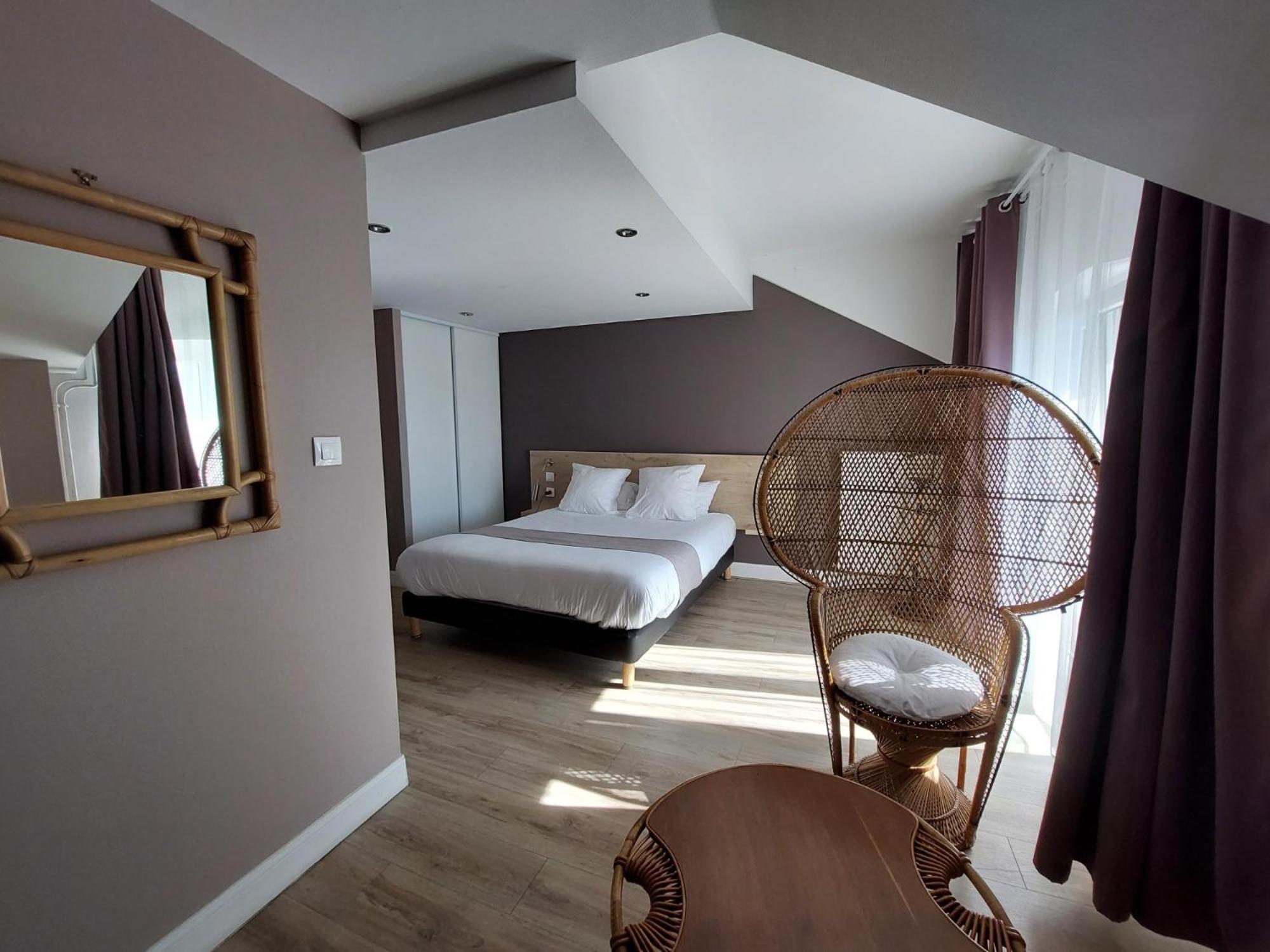 Logis Auberge Des Voyageurs Vandieres  Eksteriør billede