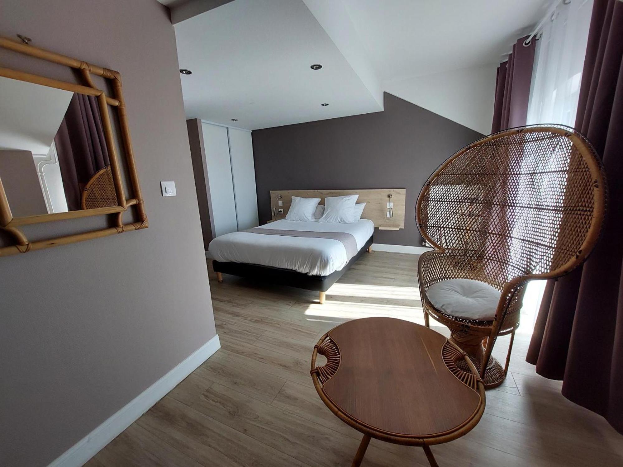 Logis Auberge Des Voyageurs Vandieres  Eksteriør billede